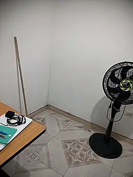 Snapshot of BWW-CINDY11 chatting on 03/18/26, 10:13 BWW-CINDY11 online show from 03/18/26, 10:13