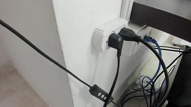 Snapshot of Kendall_curves chatting on 02/10/26, 03:10 Kendall curves online show from 02/10/26, 03:10