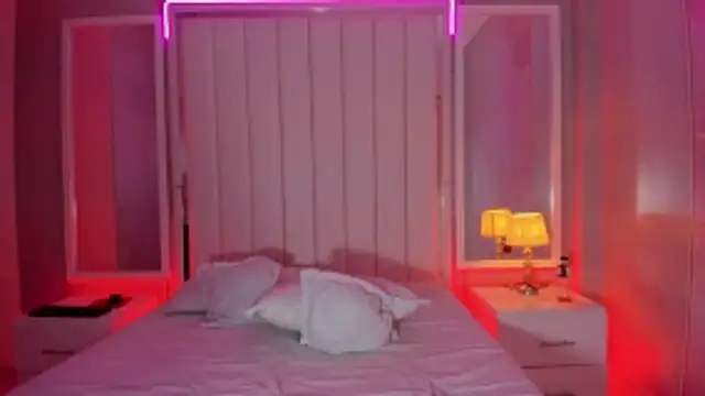 Snapshot of Kendall_curves chatting on 03/20/26, 02:27 Kendall curves online show from 03/20/26, 02:27