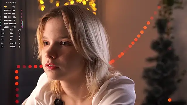 PhillisEsplin online show from 12/22/25, 07:00