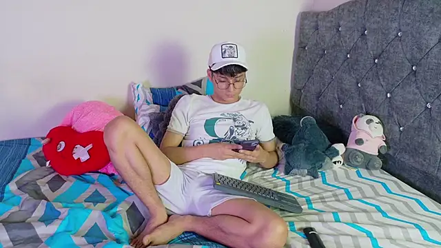 Snapshot of andrew_dann chatting on 03/06/26, 10:39 andrew dann online show from 03/06/26, 10:39