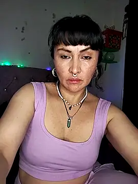 Snapshot of LILITH_LIBELULA chatting on 04/12/26, 02:05 LILITH LIBELULA online show from 04/12/26, 02:05