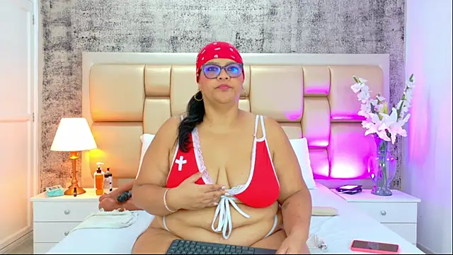 SelennaCooper online show from 01/09/26, 11:57