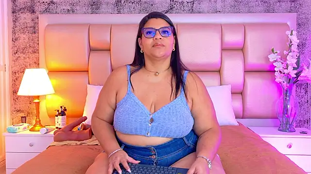 SelennaCooper online show from 03/10/26, 11:48