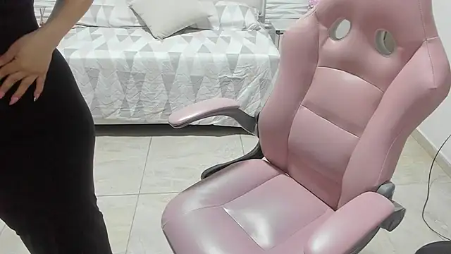 Tahira bakir online show from 11/20/25, 12:05