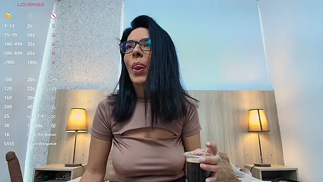 mature eva1 online show from 12/04/25, 11:30