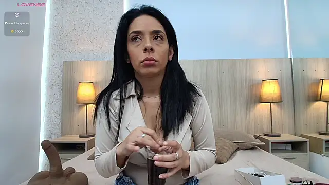 Snapshot of mature_eva1 chatting on 05/31/26, 11:17 mature eva1 online show from 05/31/26, 11:17
