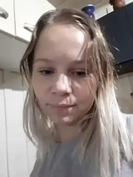 Snapshot of minagostosa123 chatting on 04/22/26, 11:28 minagostosa123 online show from 04/22/26, 11:28