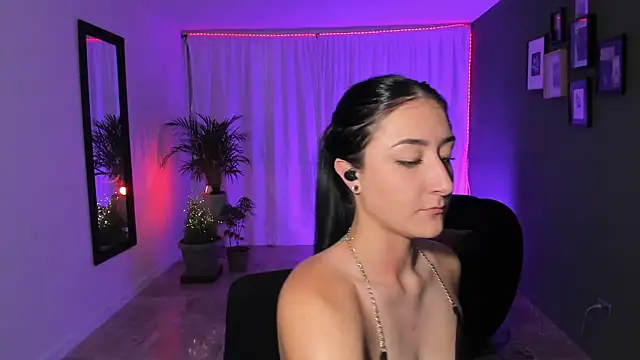 Snapshot of -Kennya chatting on 07/12/26, 03:08 -Kennya online show from 07/12/26, 03:08