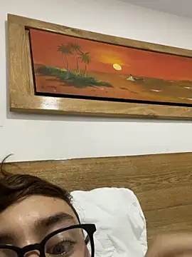 Boyfriend-Hot online show from 12/03/25, 01:24