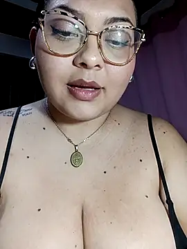 Snapshot of Anna_Lucia88 chatting on 06/23/26, 06:33 Anna Lucia88 online show from 06/23/26, 06:33