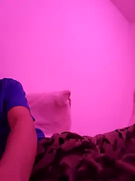 Snapshot of Kada020 chatting on 11/16/25, 08:53 Kada020 online show from 11/16/25, 08:53