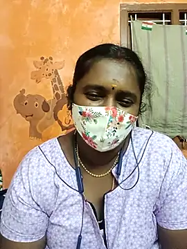 Snapshot of Tamil_Ranjini chatting on 12/19/25, 02:24 Tamil Ranjini online show from 12/19/25, 02:24