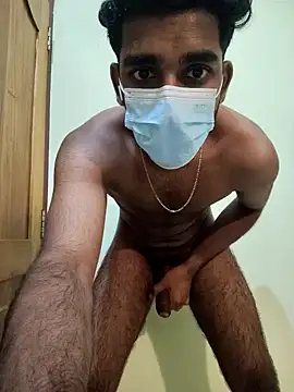 Snapshot of Yournextdoorboy chatting on 11/17/25, 03:51 Yournextdoorboy online show from 11/17/25, 03:51