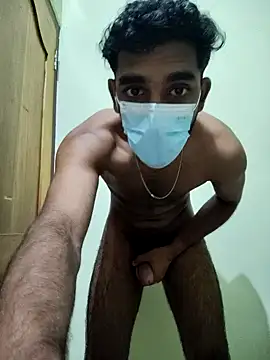 Snapshot of Yournextdoorboy chatting on 11/19/25, 04:18 Yournextdoorboy online show from 11/19/25, 04:18