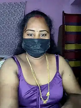 Snapshot of Tamil_devagi chatting on 04/17/26, 11:30 Tamil devagi online show from 04/17/26, 11:30