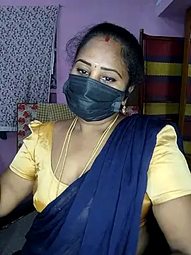 Snapshot of Tamil_devagi chatting on 04/18/26, 07:07 Tamil devagi online show from 04/18/26, 07:07