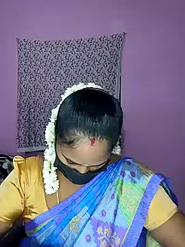 Snapshot of Tamil_devagi chatting on 05/07/26, 08:20 Tamil devagi online show from 05/07/26, 08:20