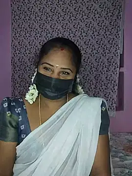 Snapshot of Tamil_devagi chatting on 05/30/26, 10:12 Tamil devagi online show from 05/30/26, 10:12