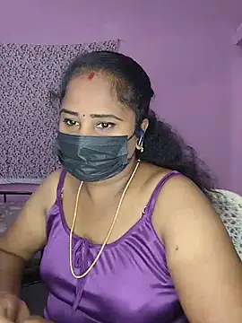 Snapshot of Tamil_devagi chatting on 06/19/26, 05:39 Tamil devagi online show from 06/19/26, 05:39