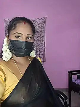 Snapshot of Tamil_devagi chatting on 06/22/26, 05:43 Tamil devagi online show from 06/22/26, 05:43