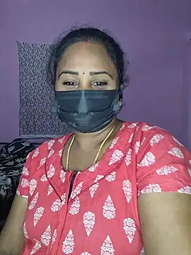Snapshot of Tamil_devagi chatting on 07/08/26, 06:45 Tamil devagi online show from 07/08/26, 06:45
