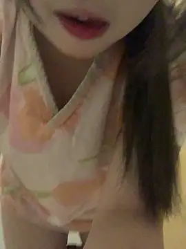 kunkun-2136 online show from 11/20/25, 02:56