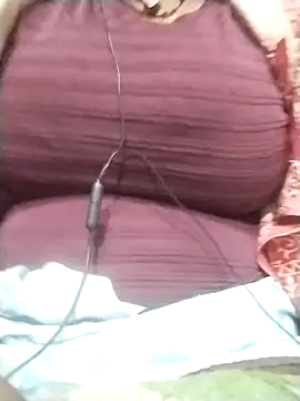 CUTE 123X online show from 12/05/25, 04:14