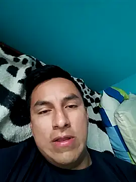 Snapshot of Enchulex919101 chatting on 11/22/25, 01:32 Enchulex919101 online show from 11/22/25, 01:32