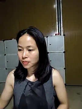 Snapshot of Cat-meow chatting on 04/25/26, 02:25 Cat-meow online show from 04/25/26, 02:25