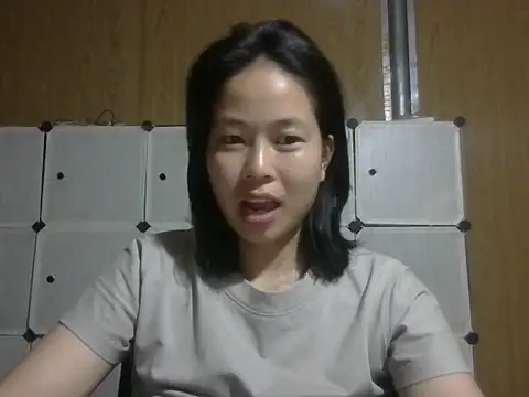 Snapshot of Cat-meow chatting on 06/29/26, 04:18 Cat-meow online show from 06/29/26, 04:18