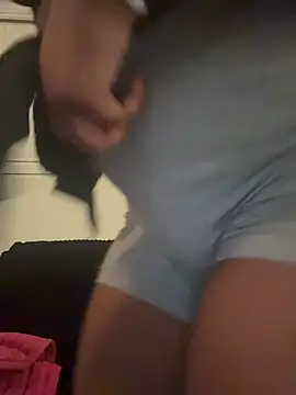 Snapshot of kaywest chatting on 04/22/26, 07:44 kaywest online show from 04/22/26, 07:44