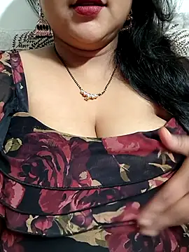 Snapshot of Winter_XOXO chatting on 11/18/25, 06:45 Winter XOXO online show from 11/18/25, 06:45