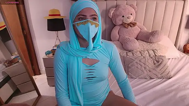 Emyii  online show from 03/29/26, 12:16