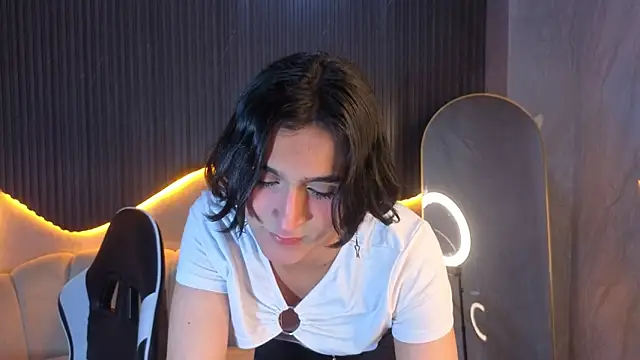 zoe tp online show from 02/25/26, 07:45