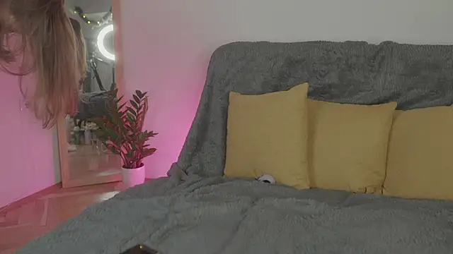 Snapshot of inked_witch chatting on 01/20/25, 12:28 inked witch online show from 01/20/25, 12:28