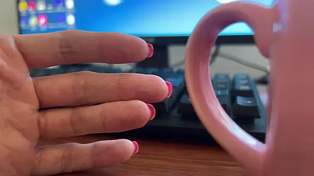 Snapshot of inked_witch chatting on 09/23/25, 03:48 inked witch online show from 09/23/25, 03:48