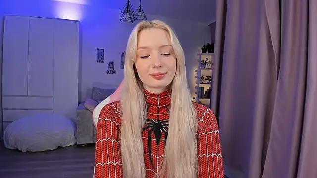 Tiffany Paw online show from 02/08/26, 03:21