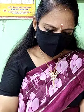 Queen-Neha online show from 11/28/25, 06:32