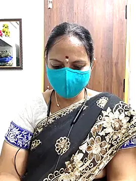 Snapshot of Queen-Neha chatting on 03/21/26, 01:26 Queen-Neha online show from 03/21/26, 01:26