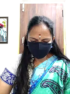 Snapshot of Queen-Neha chatting on 04/09/26, 05:40 Queen-Neha online show from 04/09/26, 05:40