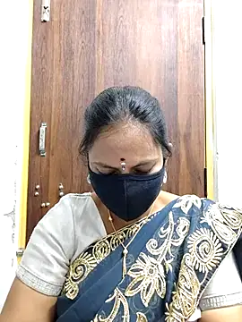 Snapshot of Queen-Neha chatting on 04/19/26, 01:10 Queen-Neha online show from 04/19/26, 01:10