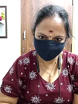 Snapshot of Queen-Neha chatting on 04/19/26, 06:32 Queen-Neha online show from 04/19/26, 06:32