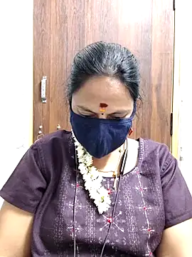 Snapshot of Queen-Neha chatting on 04/22/26, 03:02 Queen-Neha online show from 04/22/26, 03:02