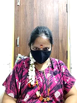 Snapshot of Queen-Neha chatting on 04/25/26, 02:14 Queen-Neha online show from 04/25/26, 02:14