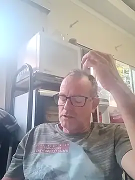 nard53 online show from 12/18/25, 09:04