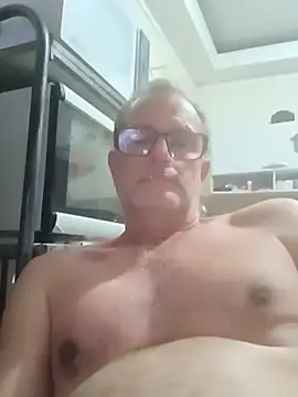 Snapshot of nard53 chatting on 07/10/26, 11:18 nard53 online show from 07/10/26, 11:18