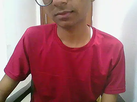 Snapshot of akshr1099 chatting on 11/25/25, 05:02 akshr1099 online show from 11/25/25, 05:02