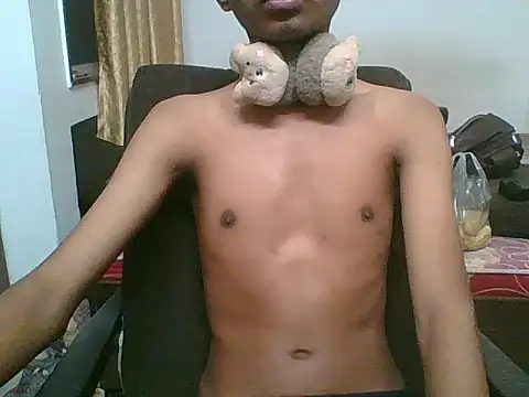 Snapshot of akshr1099 chatting on 12/01/25, 10:26 akshr1099 online show from 12/01/25, 10:26