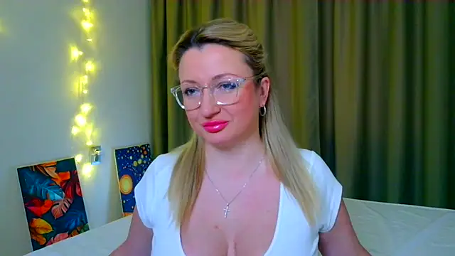 MilaLove   online show from 11/20/25, 11:43